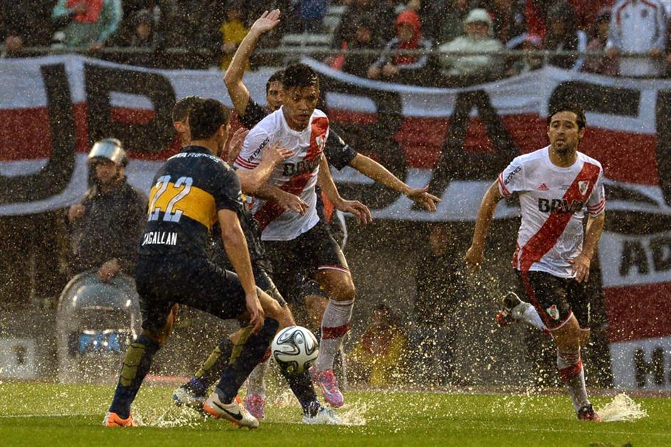 Bajo un diluvio River y Boca igualaron 1 a 1