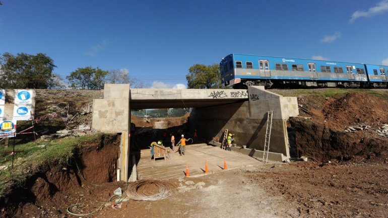 BUENOS AIRES, SANTA CRUZ Y RIO NEGRO, LAS MÁS BENEFICIADAS CON FONDOS PARA OBRAS EN 2015