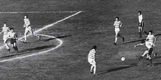 Distinguen al Chango Cárdenas por su gol en la Intercontinental