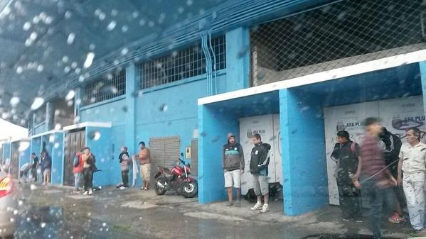 racing lluvia
