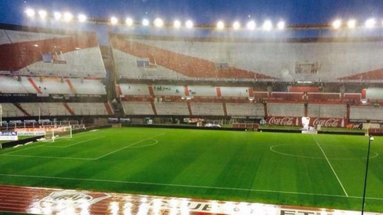 river lluvia