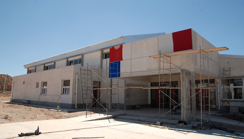 Avanzan la construcción de la escuela 356 y el jardín de infantes de Cuenca XVI