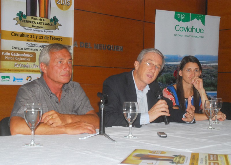web-Presentacion-fiesta-de-la-cerbeza-artesanal-en-caviahue_6493-708x350@2x