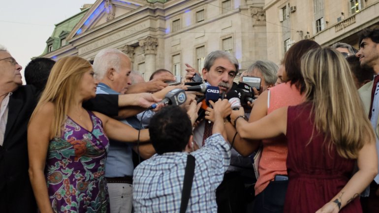 Para Aníbal Fernández, el acuerdo UCR-PRO es «la nueva Alianza»