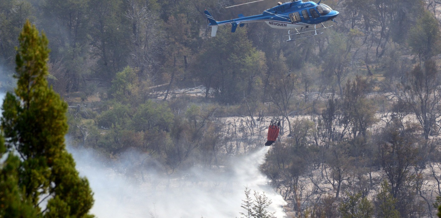Destacan colaboración neuquina para combatir el fuego en Chubut