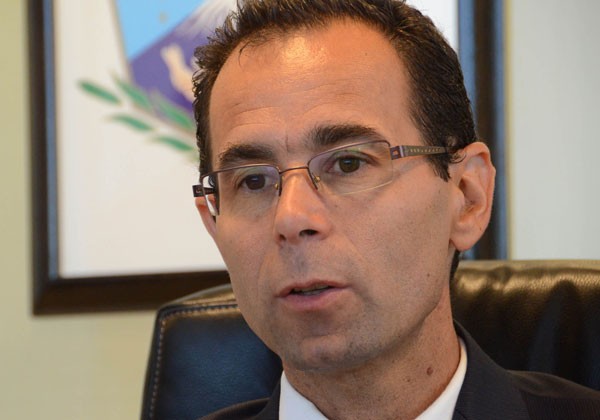 Ministro-de-Salud-Rubén-Butigué-Archivo--708x350@2x