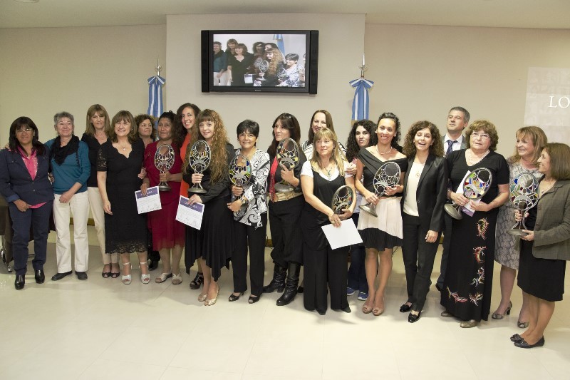 Reconocen la trayectoria de mujeres en la provincia
