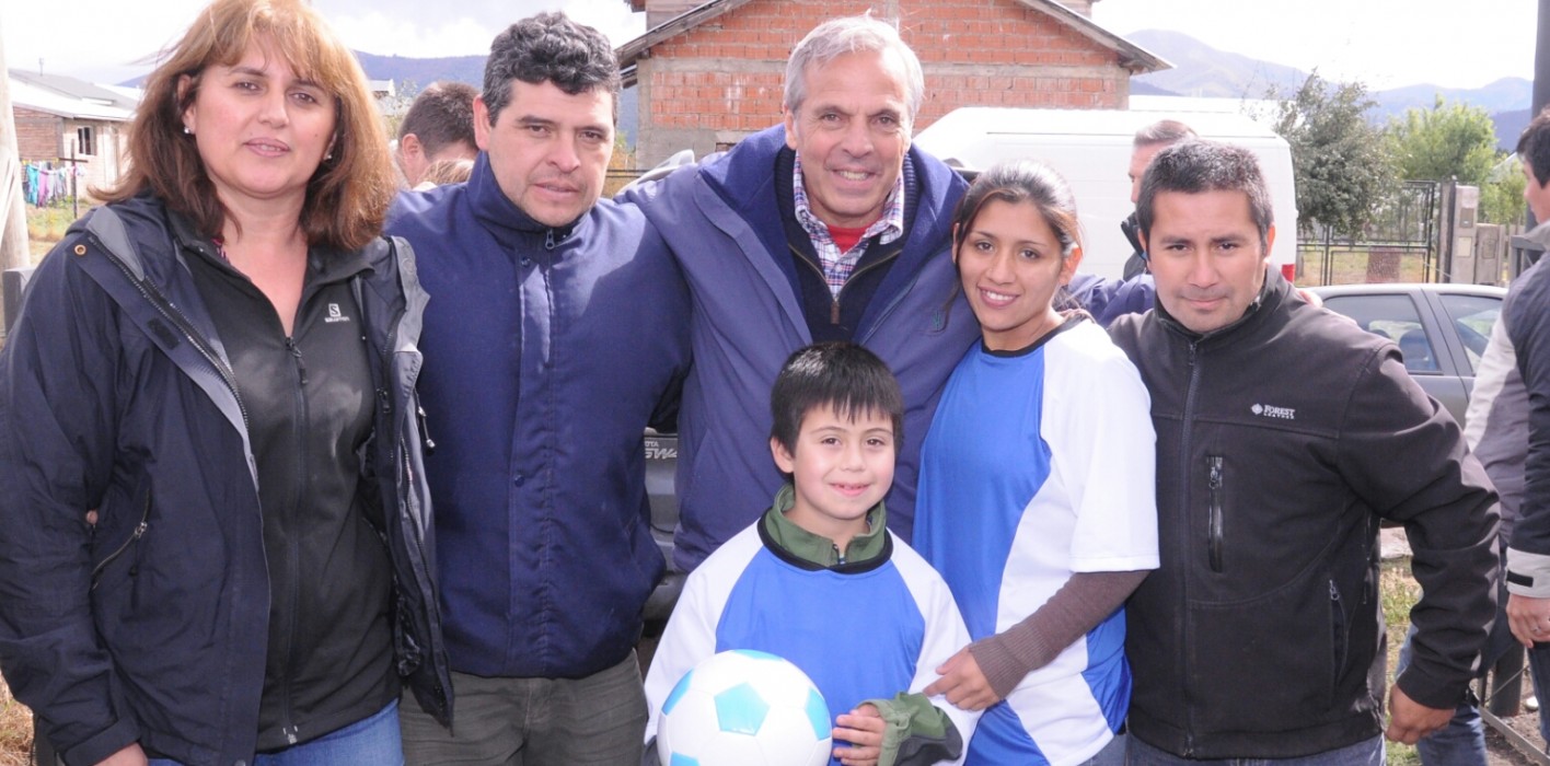 Actividades-del-gobernador-Jorge-Sapag-en-San-Martín-de-los-Andes-708x350@2x