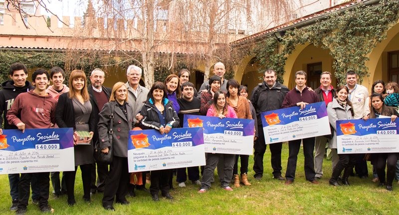 Concurso-proyectos-sociales-Archivo-708x350@2x