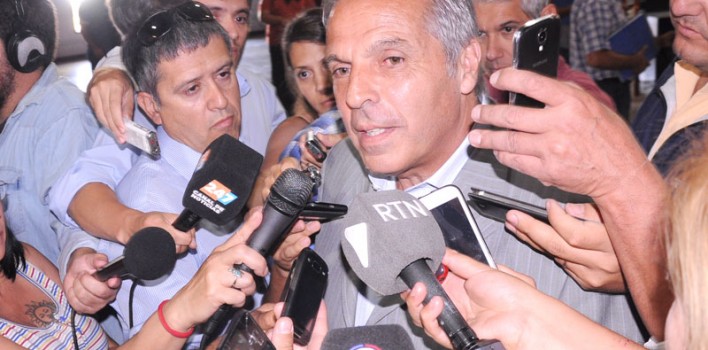 Conferencia-de-prensa-Jorge-Sapag-708x350