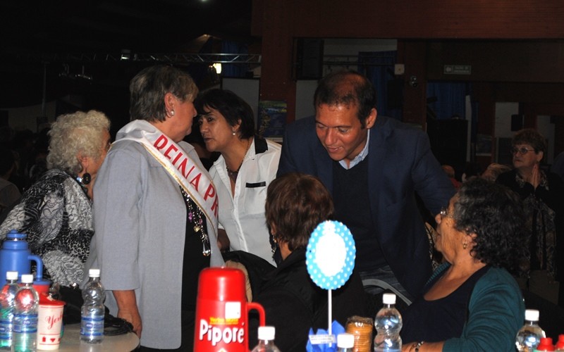 Encuentro-Abuelos-en-el-Duam-1-708x350@2x