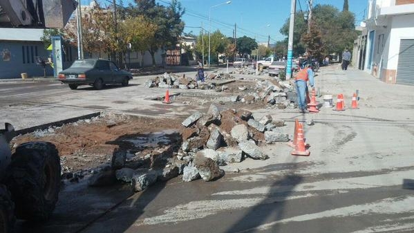 Inició la cuarta etapa de reparación de baches en pavimento rígido