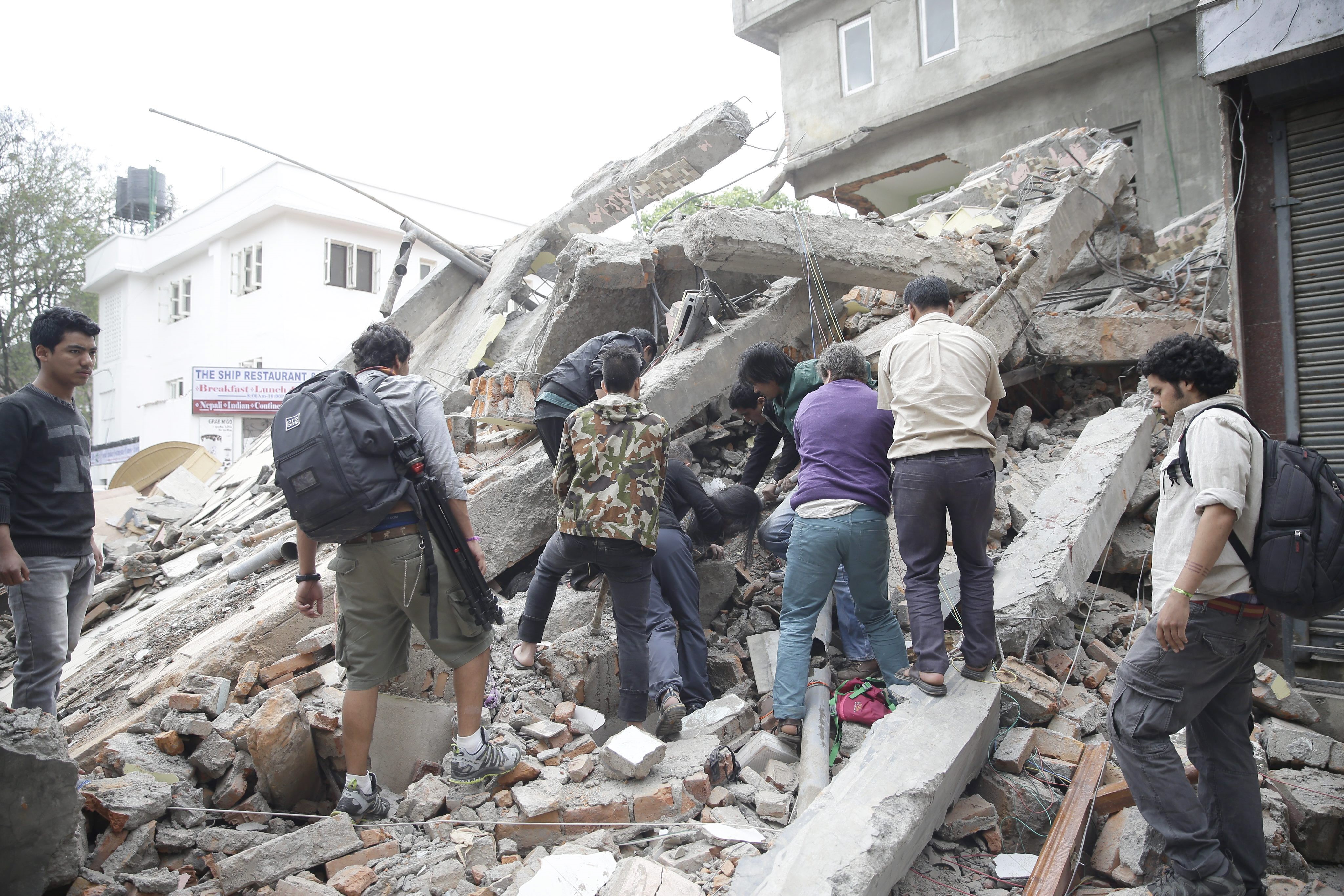 Terremoto-grados-Nepal_CLAIMA20150425_0080_1