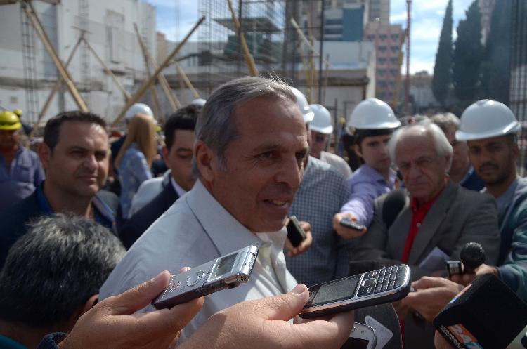 nqn el gobernador jorge sapag recorrió la obra de ampliación de la