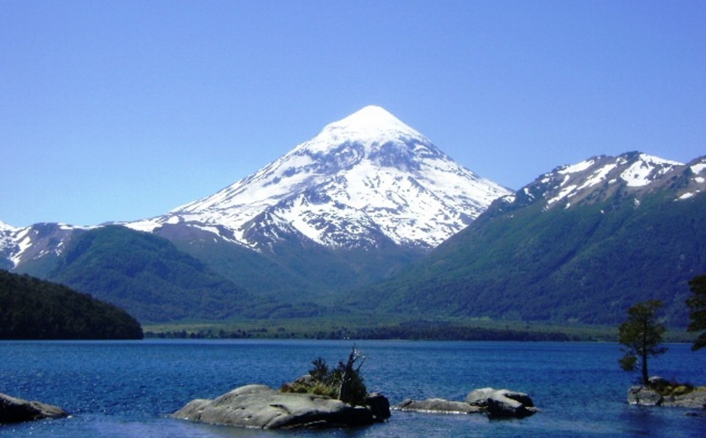 junin-termas-y-lagos-1024x635