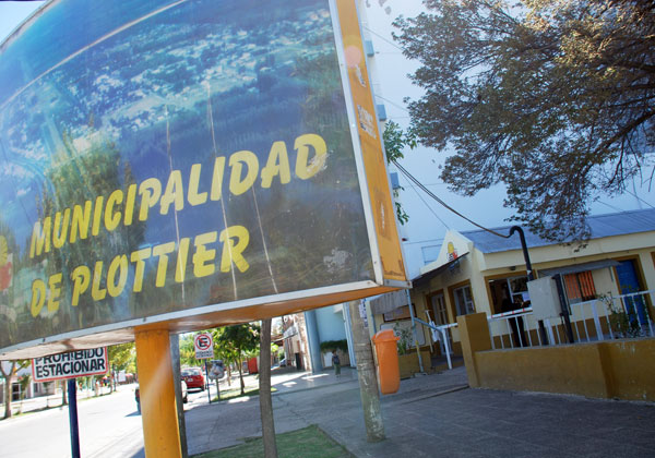 muni-plottier