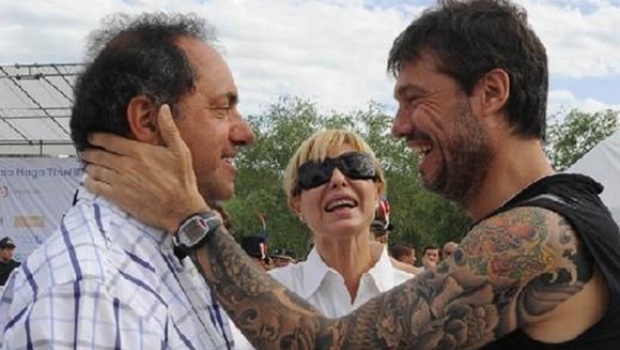 scioli_tinelli.jpg_1328648940
