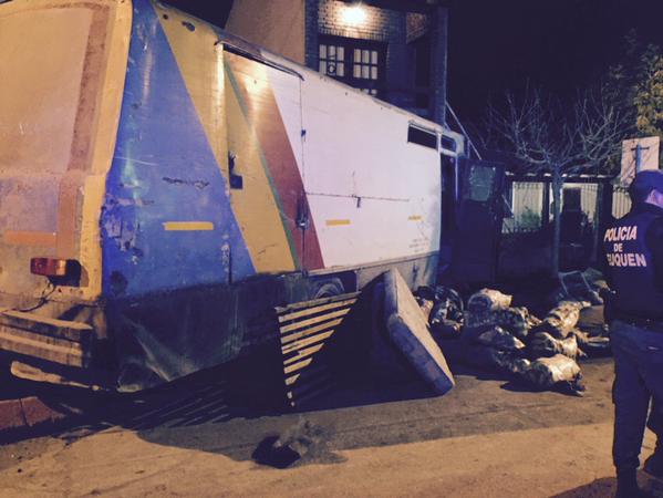 CD4-eApWEAAD1Uq