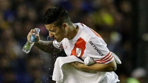 Driussi-jugadores-agresion-Bombonera-AP_CLAIMA20150516_0079_28