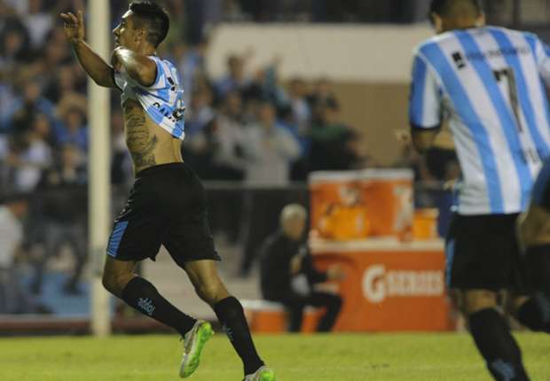 racing-m-wanderers-copa-libertadores-camacho-14052015_f6xths059zx215yu7ls0l8b9l