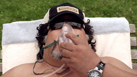 Roly Serrano interpreta a Maradona en el cine