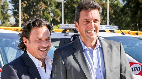 Eleccion-Gustavo-Saenz-Sergio-Massa_CLAIMA20150621_0031_28