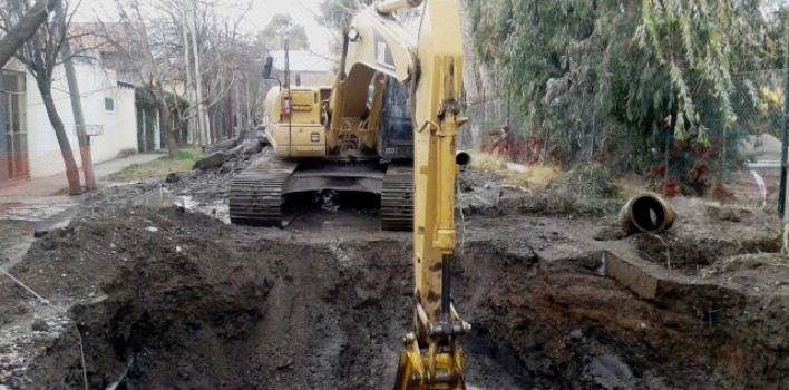 Reparación-acueducto-calles-Río-Negro-y-Pueyrredon-708x350