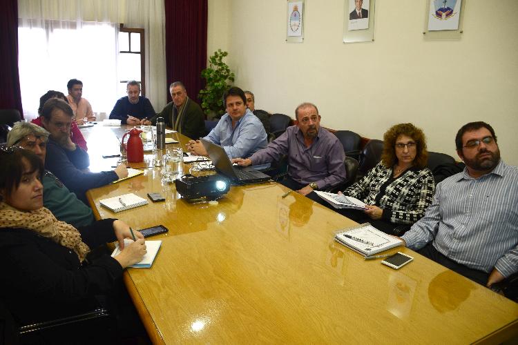 Nqn - Reunión de la mesa de negociación - Juan Thomes