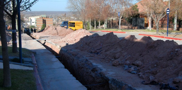Acueducto-calle-chrestia-nqn_0964-708x350