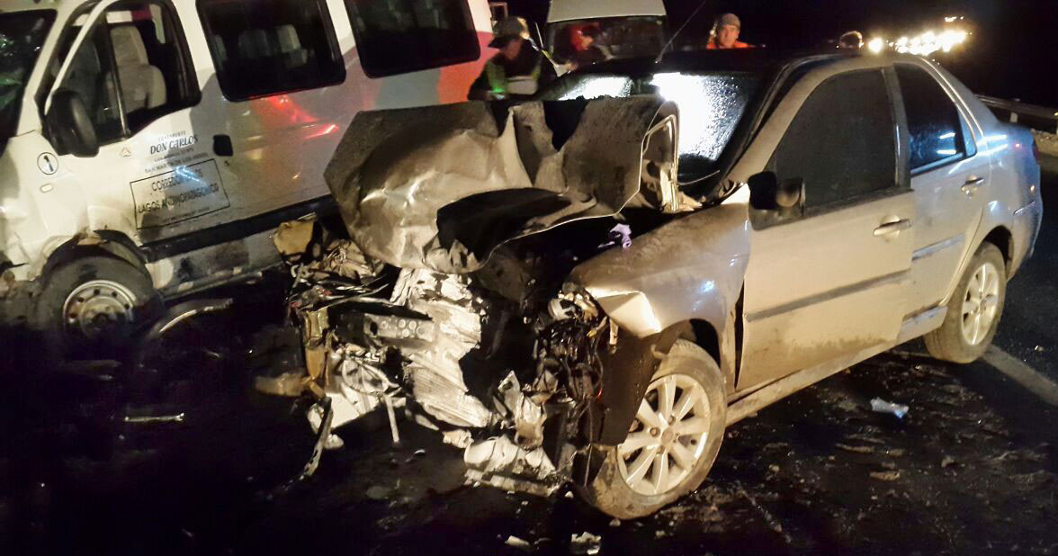 Combi-accidente-000-2015