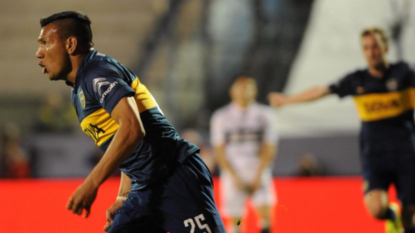 chavez_andres_boca_gol_crop1440891117565.jpg_562132393