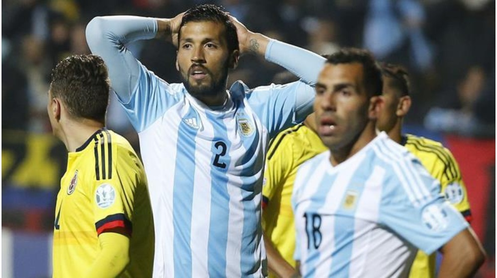 garay_y_tevez_crop1435368520268.jpg_951387835