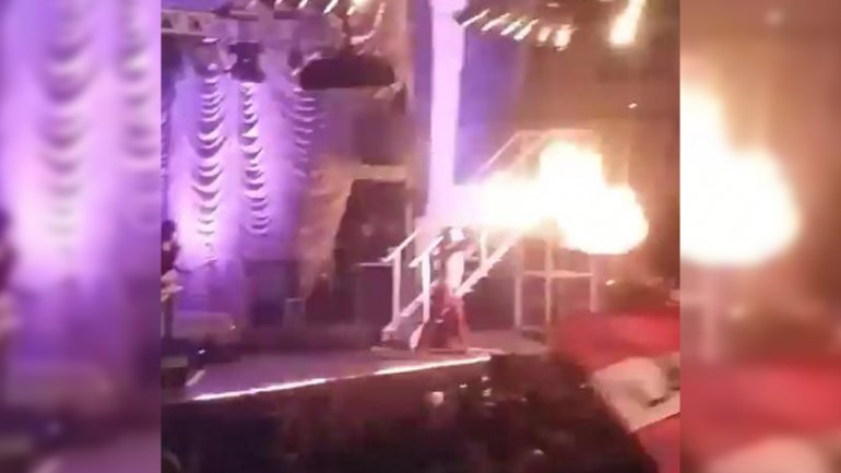 Pity Álvarez escupió llamaradas de fuego en un recital y fue detenido