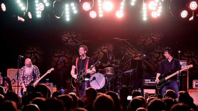 Los primeros instantes de la masacre en el teatro Le Bataclan de París