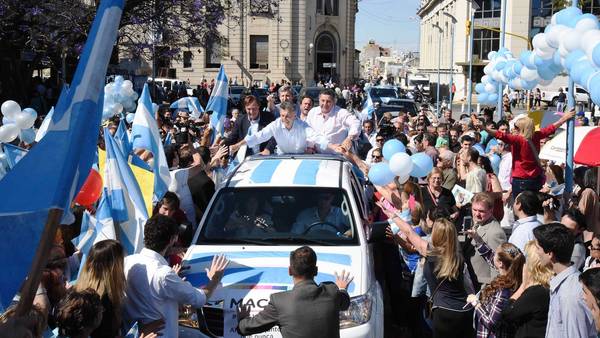 Mauricio-Macri-Parana_CLAIMA20151109_0147_28