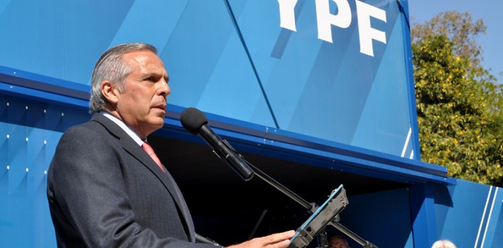 Sapag-inaugura-museo-YPF_8325-708x350 (1)