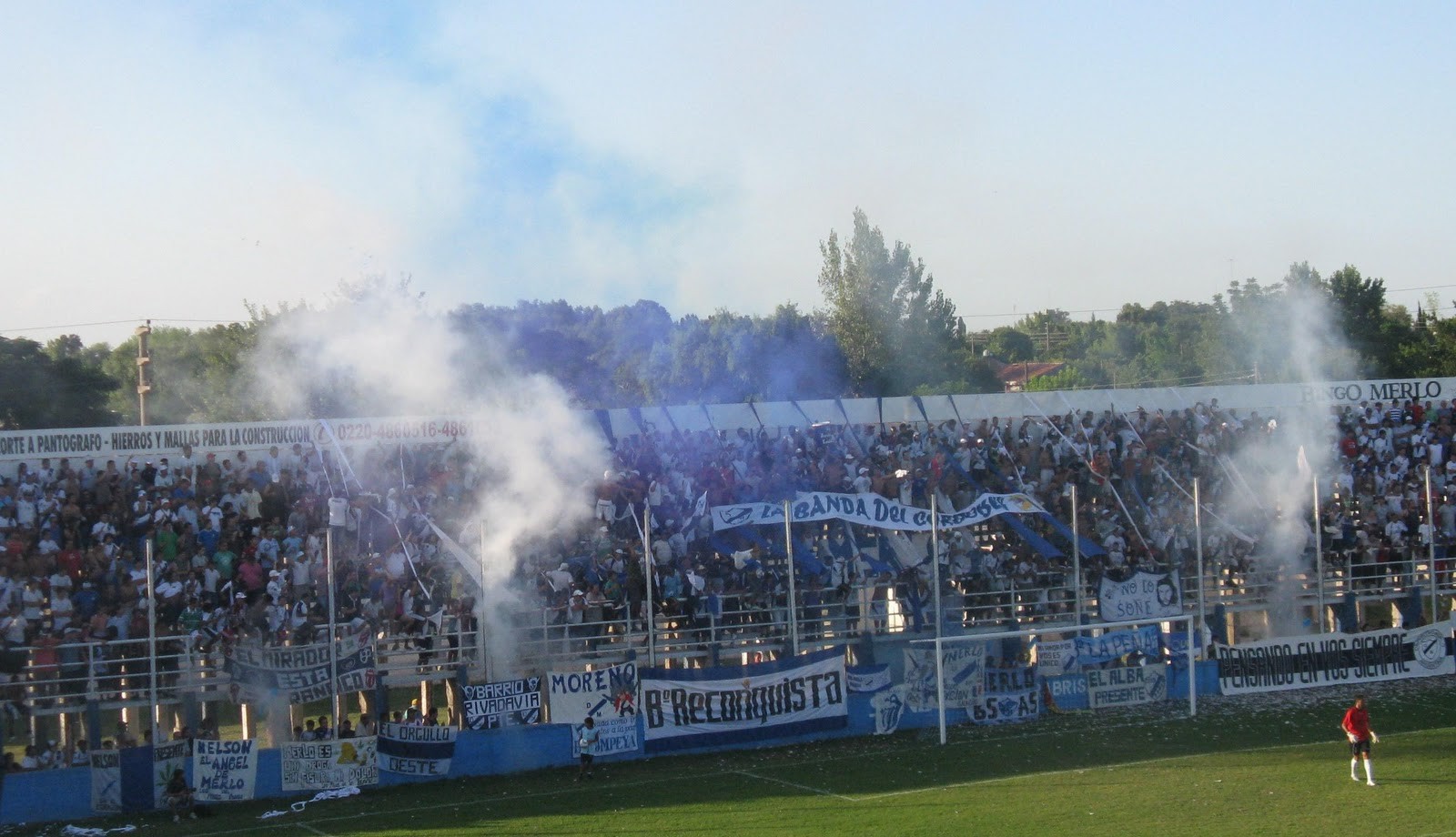 hinchada argentino de merlo Popular de Argentino de Merlo