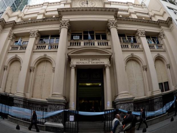 12-18-banco.jpg_88717827
