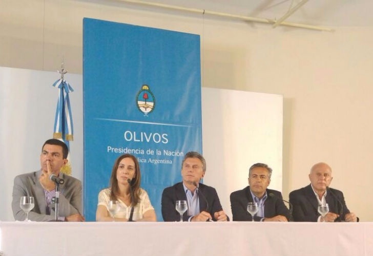 1212_macri_aballay_g.jpg_1853027552