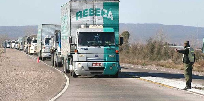webrestringen-circulacion-de-camiones-708x350