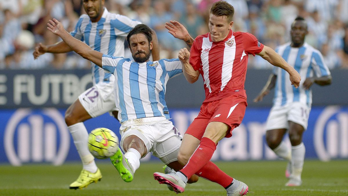 082115-SOCCER-angeleri-and-gameiro-ahn-PI.vresize.1200.675.high.95