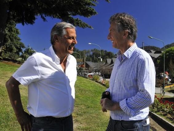 Pechi-Macri-