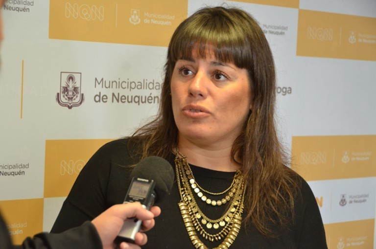 Vandalismo sin fin: ahora apedrearon los vidrios del MNBA