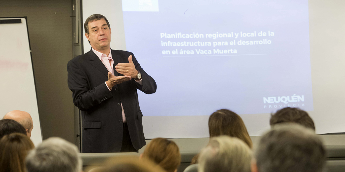 Buenos aires 07-04-2016 Norberto Bruno ministro de economia e in