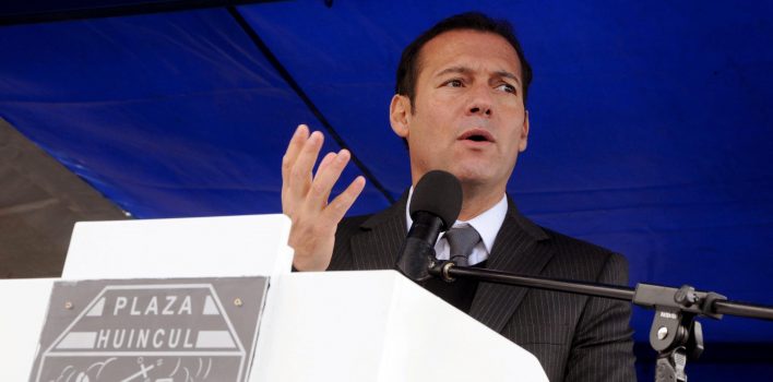 gutierrez-aniversario-plaza-huincul_2364alta-708x350 (1)
