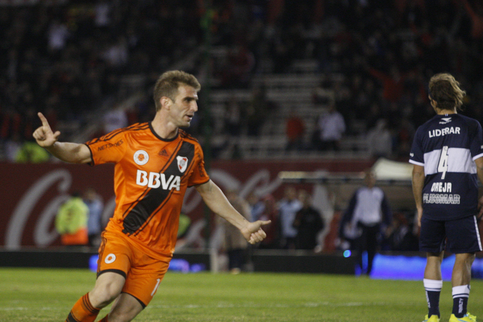 River vs Gimnasia.Gol de RiverDEP 14_5_16 Hernan Zenteno