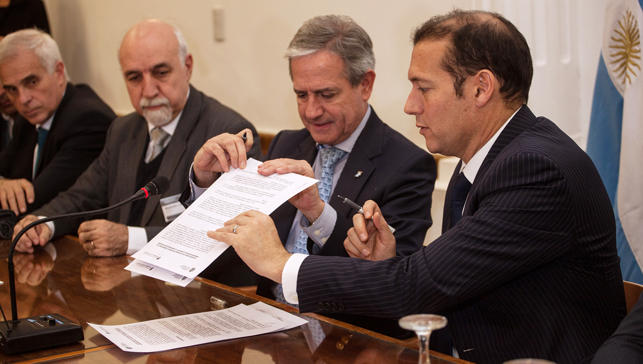 web-Acuerdan-trabajo-en-conjunto-con-Nación-para-la-modernización-del-Estado_9419-cabeza
