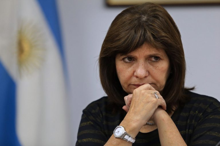 Hackearon la cuenta de Patricia Bullrich