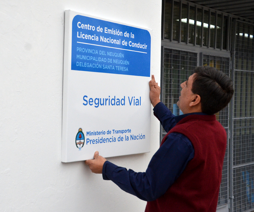 centro de emision de la licencia nacional de conducir