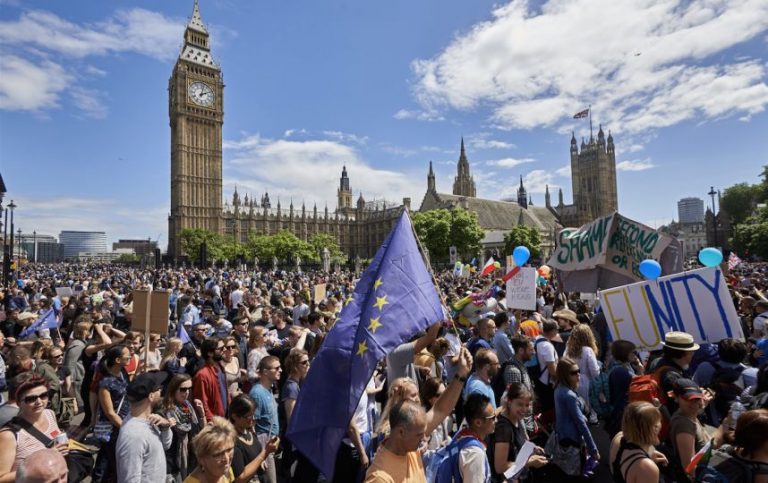 Británicos marcharon contra el Brexit